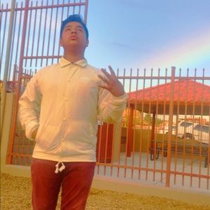 Meet your Posher, Adolfo